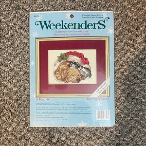 Weekenders Holiday Puppy Counted Cross Stitch Kit